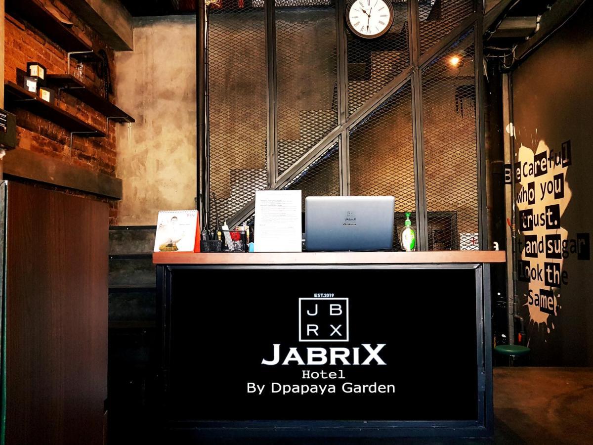 Jabrix Hotel Mitra Reddoorz Bandung Exterior foto