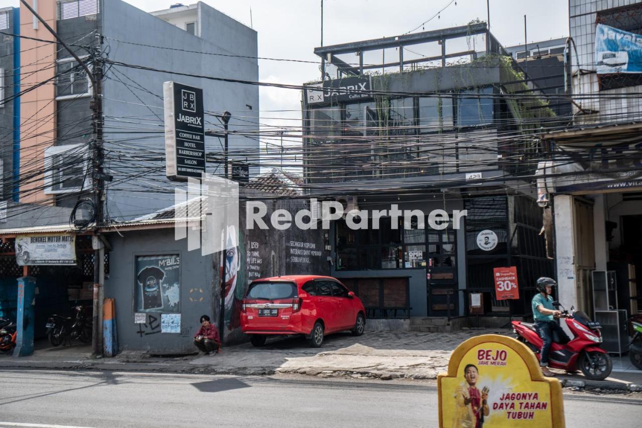 Jabrix Hotel Mitra Reddoorz Bandung Exterior foto