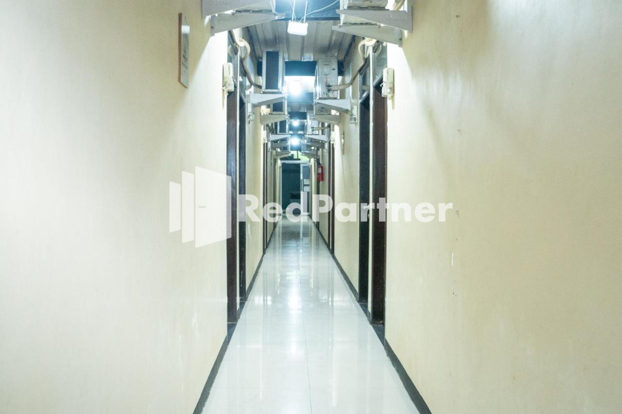 Jabrix Hotel Mitra Reddoorz Bandung Exterior foto